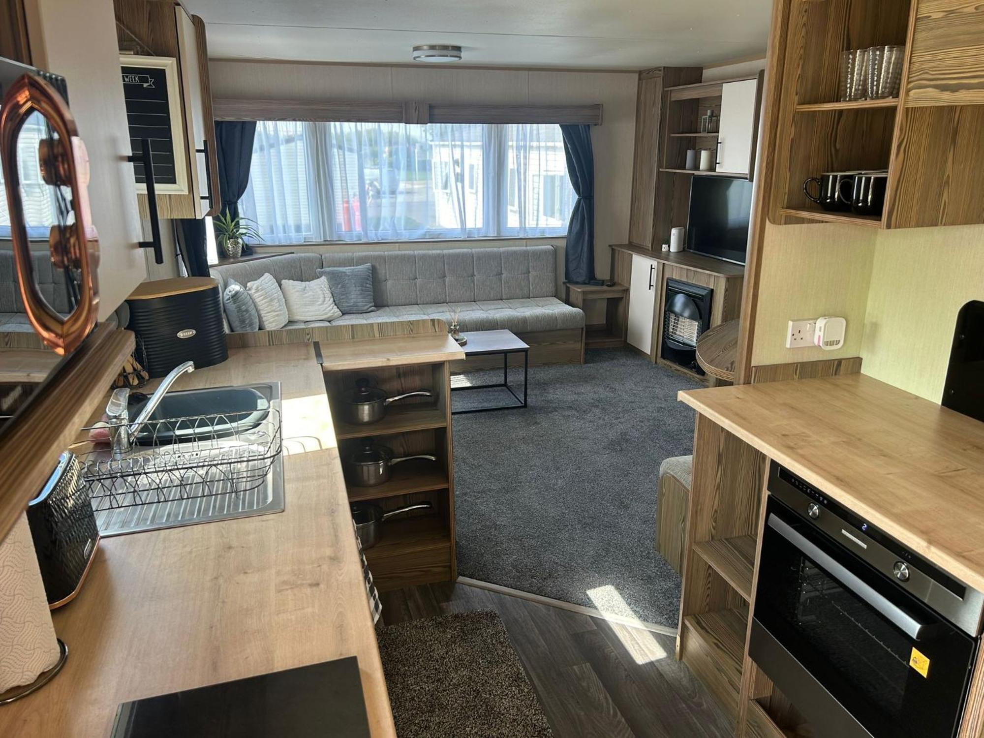 Blue Dolphin Holiday Park Gristhorpe Esterno foto